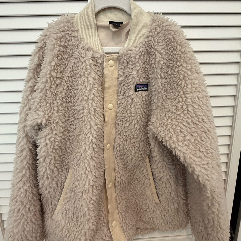Patagonia Cream Fleece Jacket